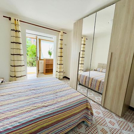 Casa Degli Agrumi Lägenhet Cannobio Exteriör bild